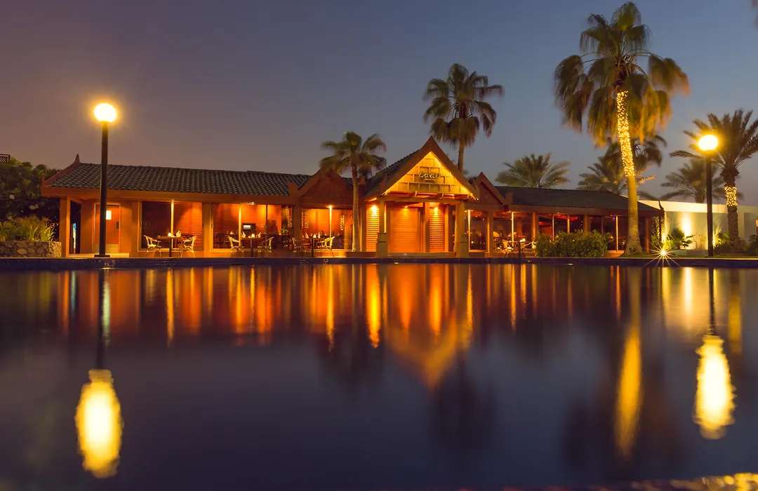 Dubai Marine Beach Resort & Spa-1